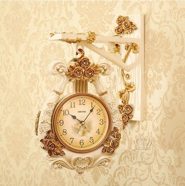 Đồng hồ treo tường Châu Âu cổ điển